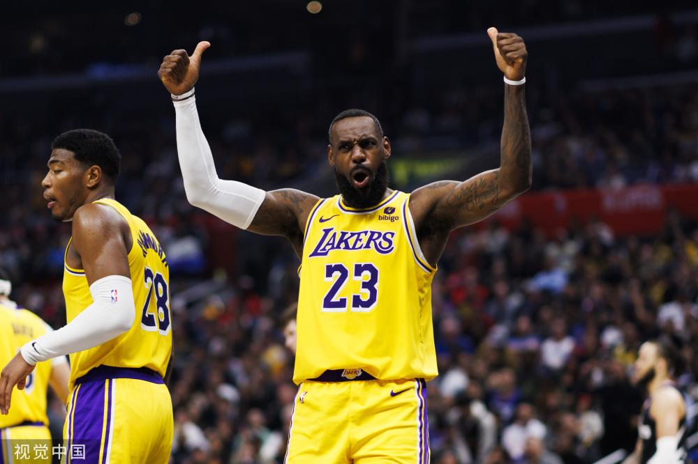 也折射出两 也折射出两