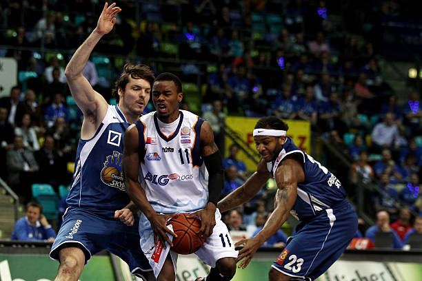 赛季策略 赛季策略