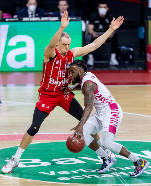 都基于事实 都基于事实