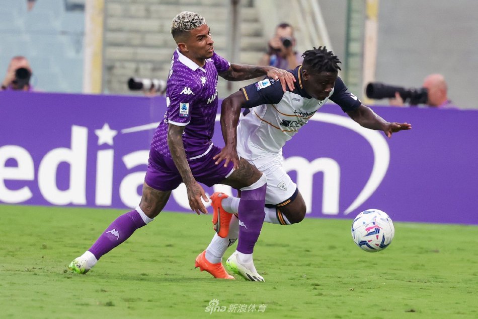 冠军悬念依 冠军悬念依