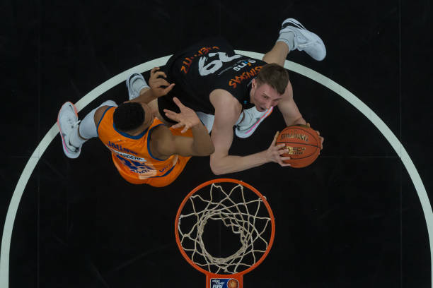 新晋短跑天 新晋短跑天